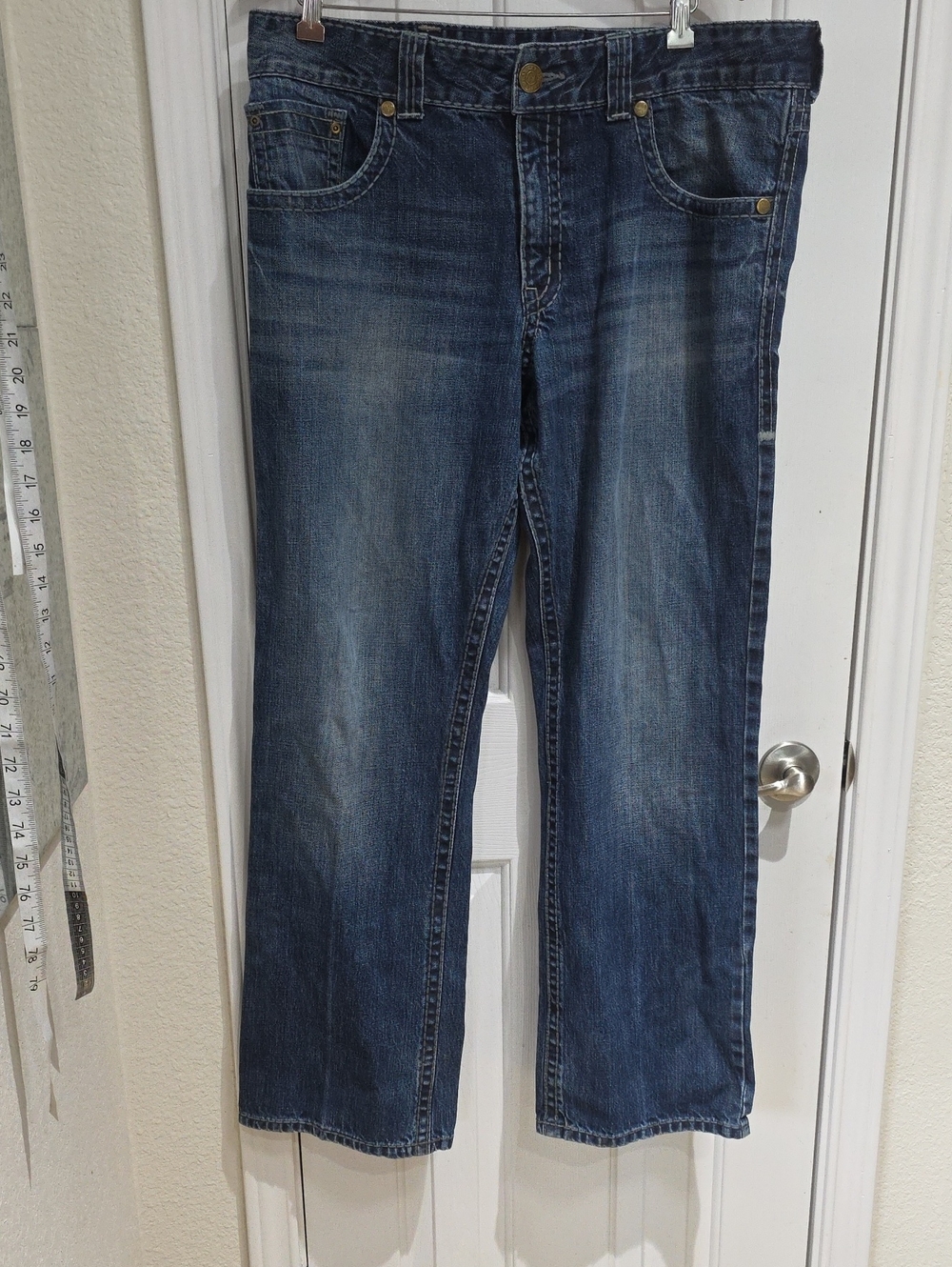Wrangler Men's Classic Blue Denim Jeans Relaxed Fit  Size 36x32